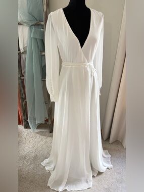 NWT White Sheer Long Sleeve Wrap Wedding Maxi Dress XS